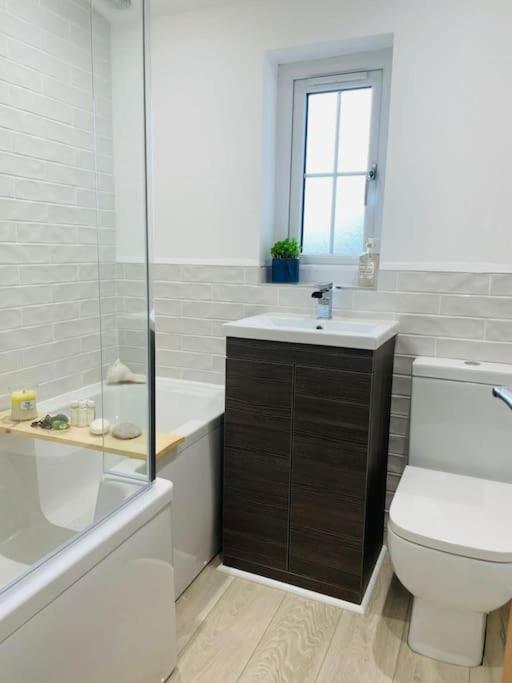 Charming Cottage Close To M4 Bridgend Bridgend  Luaran gambar